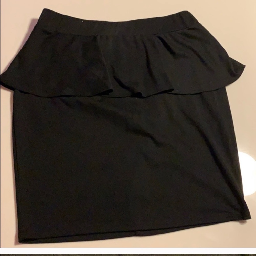 Mini peplum
